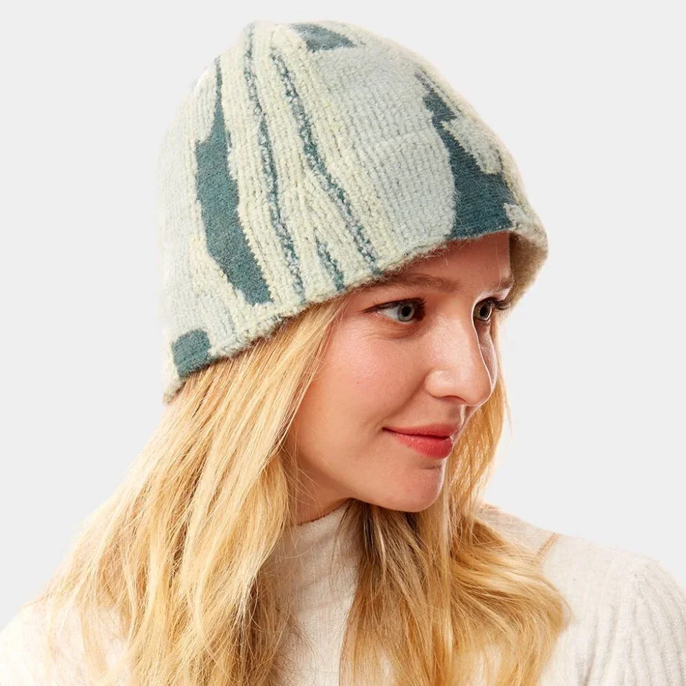 NEW Green Abstract Patterned Soft Fabric Bucket Hat